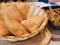 -巴扎屋大盘鸡·新疆菜(汇嘉时代店)