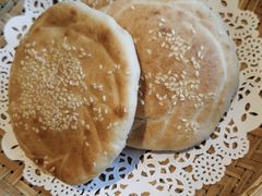 咸烧饼-老牌坊鲁菜名店(美莲广场店)