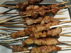 -小两口锦州烧烤·脆皮油边(依云北郡店)