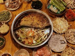 -岗上渣渣老火锅(两路口店)