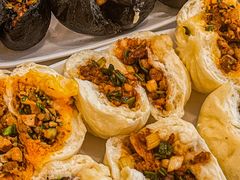 -李与白包子铺(桐梓林店)