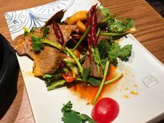 -云海肴·汽锅鸡·云南菜(天山百盛优客店)