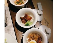 -穹六人间 people 6(岳阳路店)