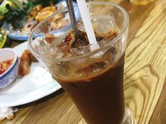 -Bờ kè Nhật Thi
