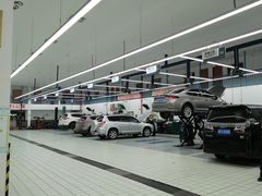 -上海和裕一汽丰田4S店(七宝店)