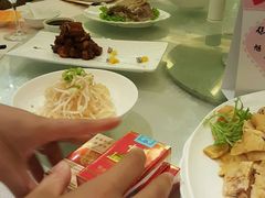 -品悦酒店(三林古镇店)