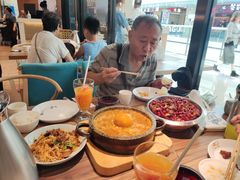 -九转小磨·非遗东北菜(万达广场店)
