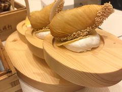 天鹅榴莲酥-天瑞轩·粤菜餐厅