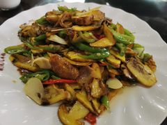 -瑞丰园庭院餐厅·白族传统家常菜