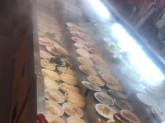 -罗二娘·鲜切牛自助火锅(罗湖东门步行街店)