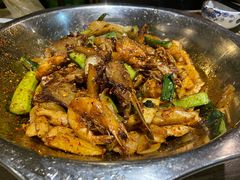 -嘎嘎鸭下巴·爆辣干锅(女人街店)