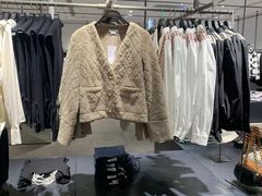 -URBAN REVIVO(荟聚中心店)