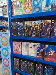 -逝水玩具折扣店