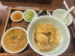 -蟹上黄·蟹黄面·江南糖水(人民广场店)
