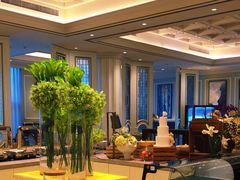 -南郊宾馆·风味自助餐厅·山东十六地市特色菜