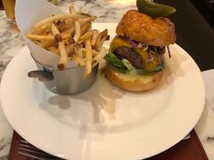 -db Bistro & Oyster Bar by Daniel Boulud(滨海湾金沙店)