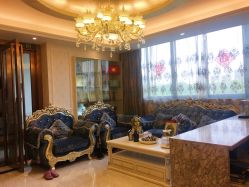 -悦芳庭美肤美体品牌集合店