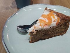 胡萝卜蛋糕-HELLO 27 意面·沙拉·帕尼尼