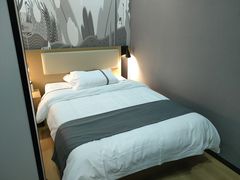 -尚客优酒店(苏州观前街平江路店)