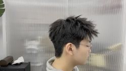 -尤司男士国潮理发馆