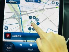 -上海星瀚奔驰4S店(红柳路店)