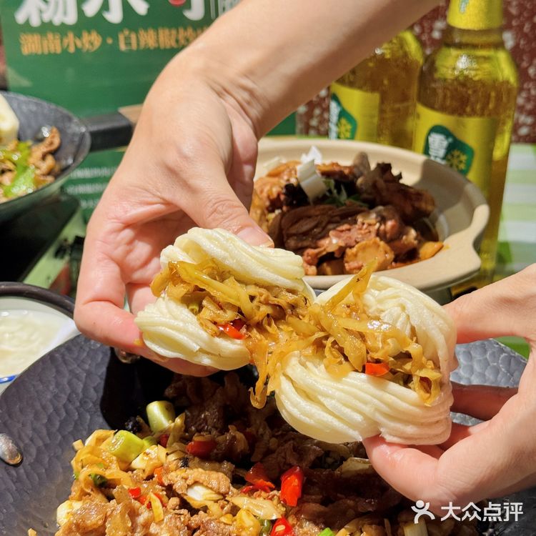 这家白辣椒炒肉是NO.1的存在！一口封神！