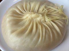 陈士荣蟹黄汤包-鸿运酒楼