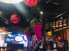-何师烧烤·香辣蟹·川菜·30年老品牌(太古里旗舰店)