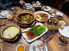 狠火啫啫鸡-狠火靠杯·啫啫·潮卤·烧腊(台北一路店)