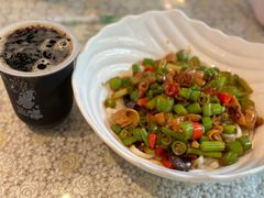 辣爆肥肠面-乐三里屯面馆(阿那亚店)