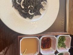 -秀儿四九城·新京菜(亚运村鸟巢店)