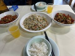 -笨罗卜浏阳菜馆(龙华鹏润达店)