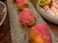香炸手工火腿丸子-Laures·月桂西班牙碳烤餐厅(十尚坊店)