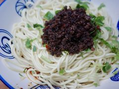 -杨伯英传统杂酱面