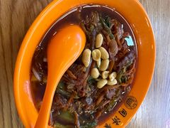 -同济大学本部学苑饮食广场