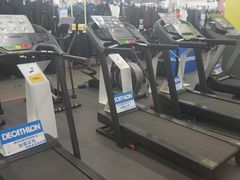 -迪卡侬(南二环店)