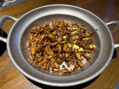 黄油煎蘑菇-卢布里西餐厅(总店)