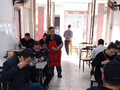 大堂-路口村义和米粉店