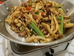 -小菜园新徽菜(宜兴八佰伴店)
