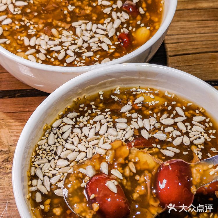 咱老陕最爱的刚刚烤肉,一元一串太良心~
