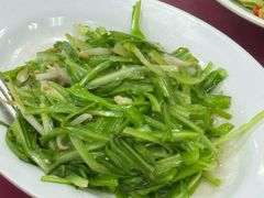 -新峰肉骨茶(总店)