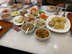 -白金汉爵大酒店-24小时餐厅