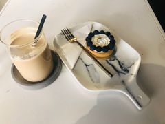 -UNI UNI(环亚凯瑟琳店)