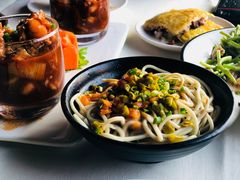 热干面-莲餐厅·湖北菜·藕汤是头牌(愚园路店)