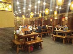大堂-一品江湖烧烤餐厅