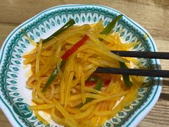 土豆丝-清真·西域伙伴牛肉面·羊肉串(融创店)
