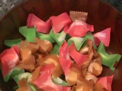 -老牌坊云南鱼豆花火锅(哈西万达店)