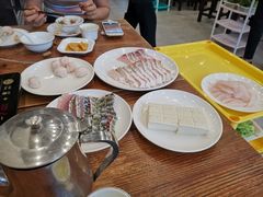 -正能量脆肉鲩火锅