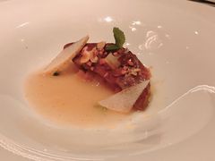 香煎法式鹅肝佐玫瑰酒梨焦糖苹果-福楼法餐厅FLO