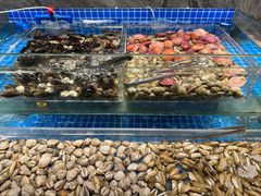 -犇放和牛烤肉·烤榴莲自助(苏宁城市奥莱店)